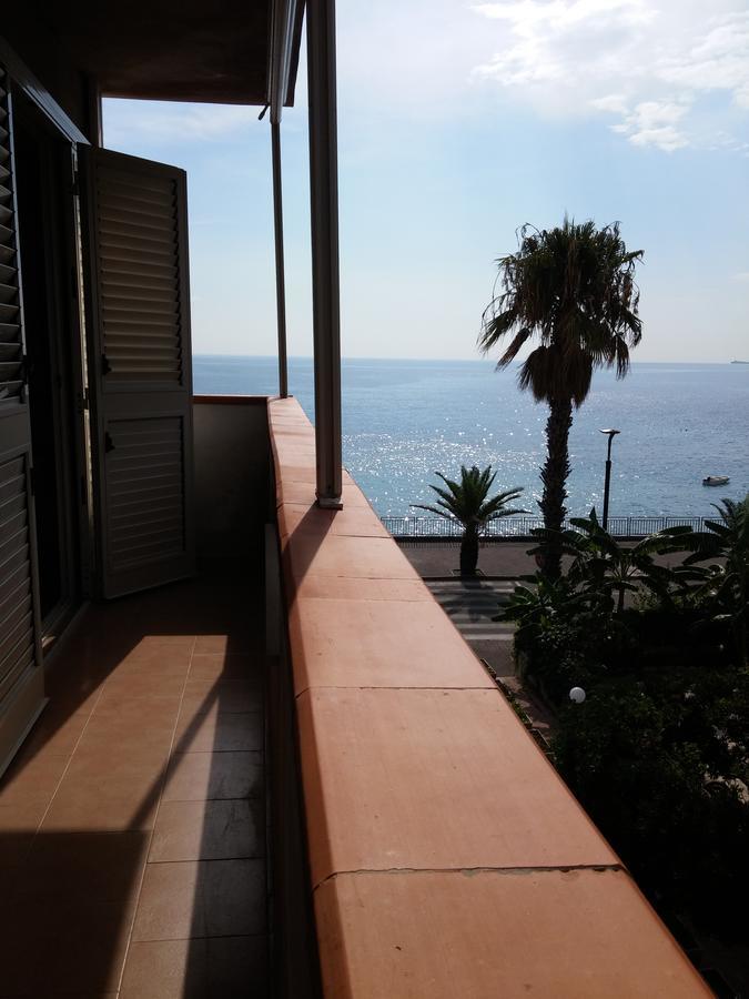 Akron B&B SantʼAlessio Siculo Dış mekan fotoğraf